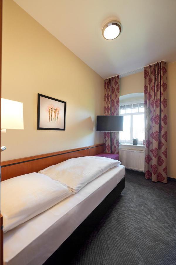 Hotel Eisbach Ransbach-Baumbach エクステリア 写真