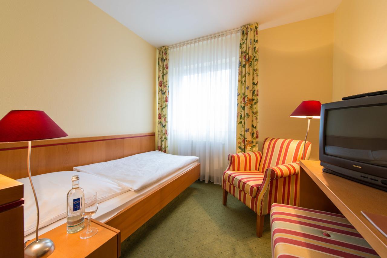 Hotel Eisbach Ransbach-Baumbach エクステリア 写真